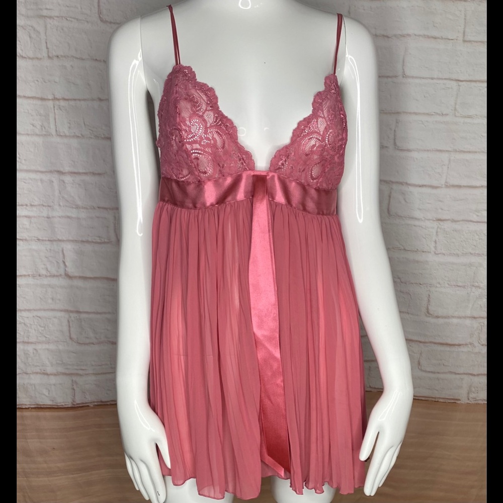 Victoria’s Secret Lingerie Babydoll size M - Picture 1 of 9